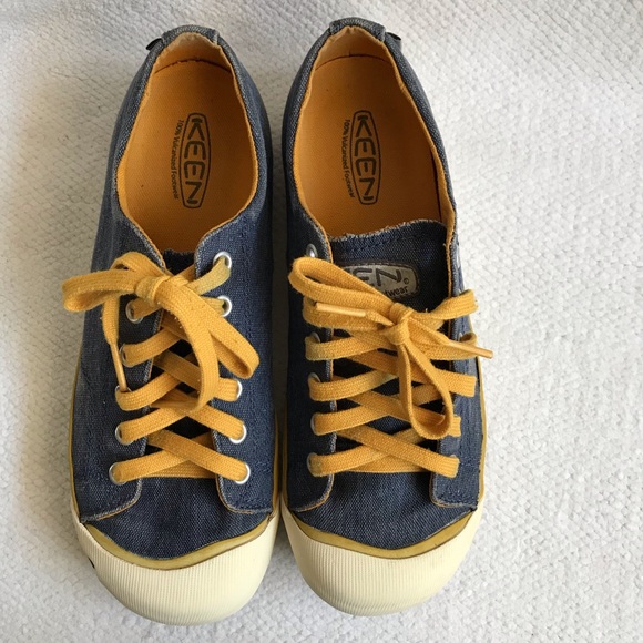 Keen Shoes - Keen canvas sneakers